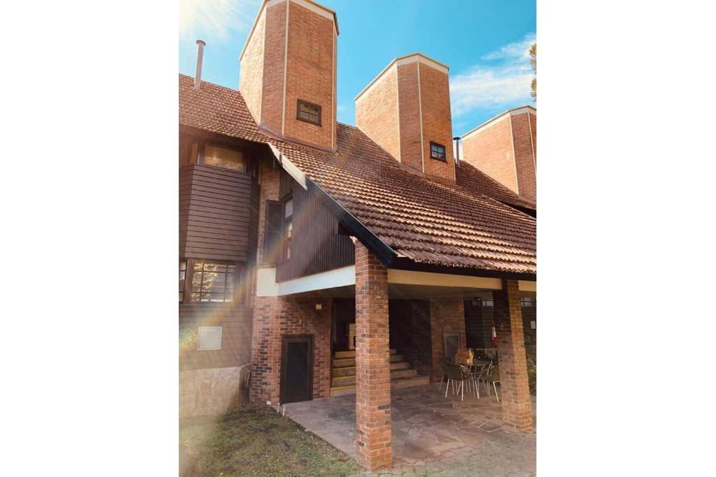 434 Casa Geminada No Centro De Gramado 8 Pessoas กรามาโด ภายนอก รูปภาพ